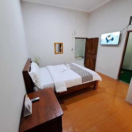Romadhoni Homestay Magelang Rum bild