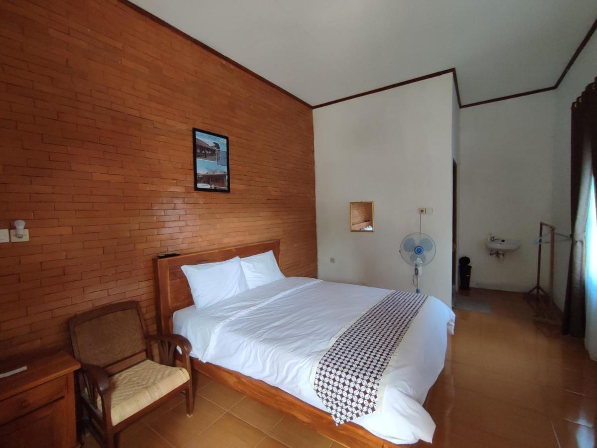 Romadhoni Homestay Magelang Rum bild