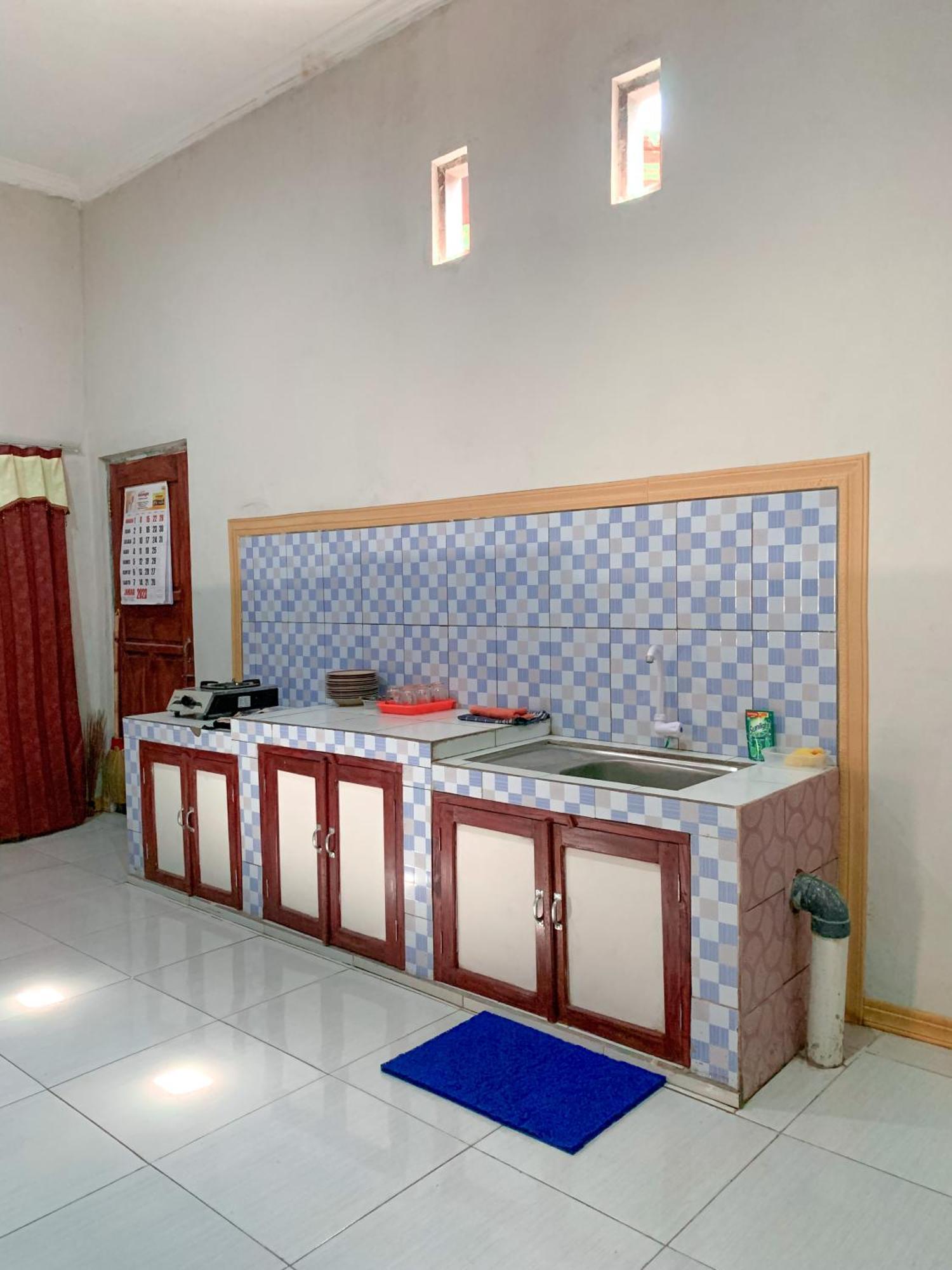 Romadhoni Homestay Magelang Exteriör bild